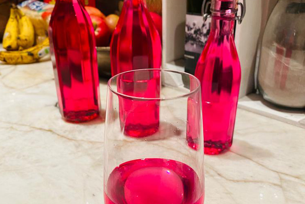 Veilchensirup pink
